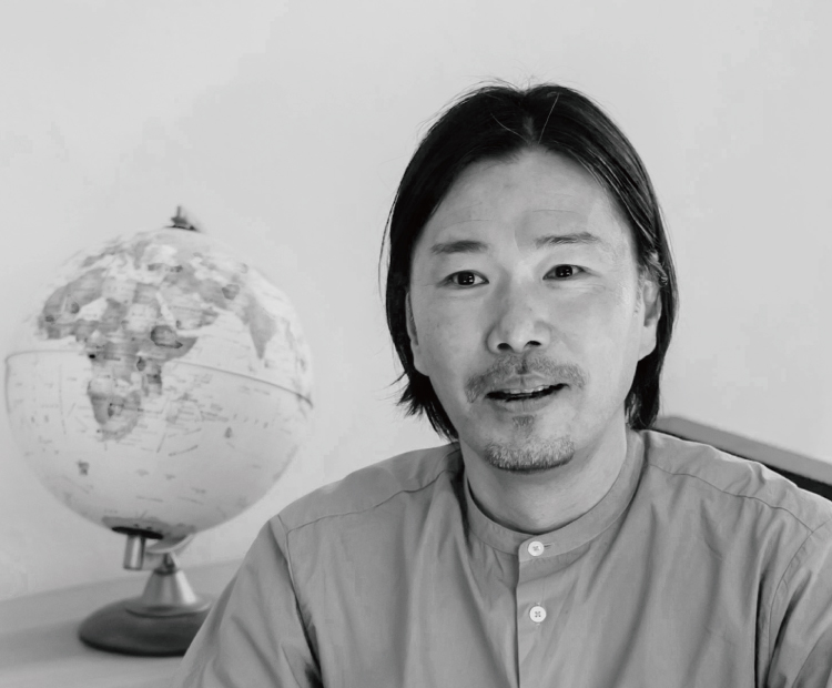 建築家田辺 真明 写真